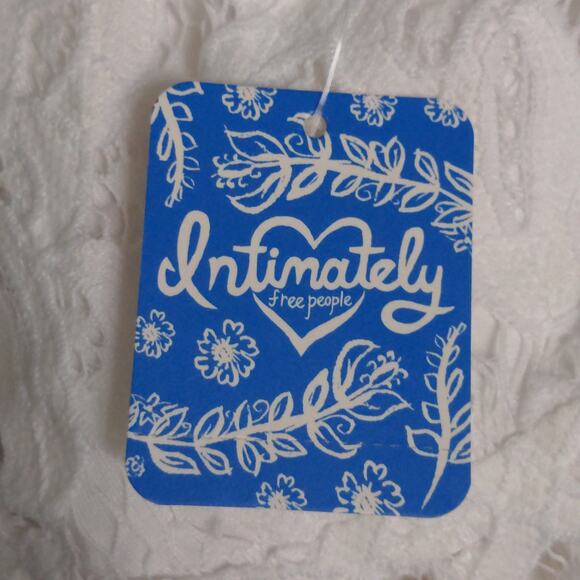 Free People Adella Cami Crochet Lace Flowy Tiered Crisscross White XS New - Picture 9 of 11